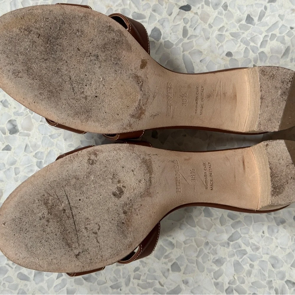 AUTHENTIC Hermes Oasis Sandal GOLD Sz 38.5 - Picture 3 of 4